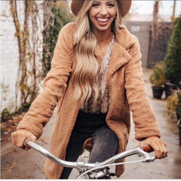 Cozy Tan Faux Fur Coat - Picture 3 of 3